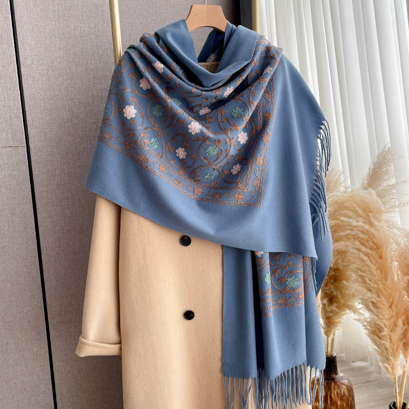 2025 New Embroidery Cashmere S - Woven Scarf Blanket ulasan dan harga